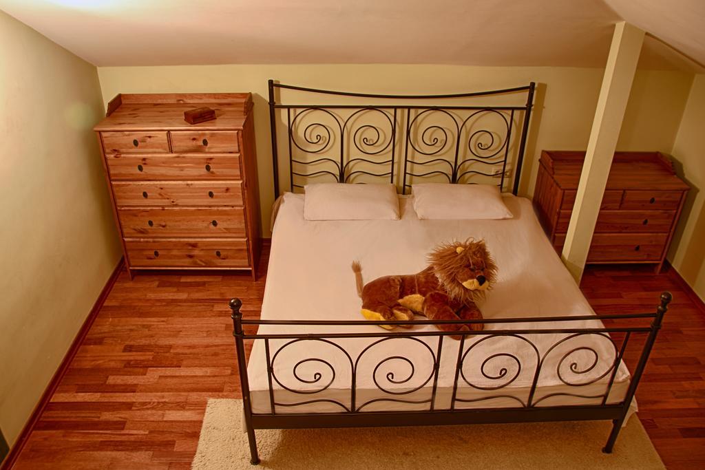 Tsaghkunq Guest House Sevan Phòng bức ảnh
