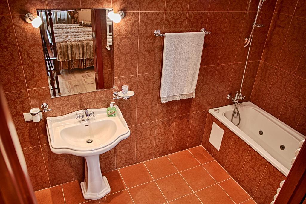 Tsaghkunq Guest House Sevan Phòng bức ảnh