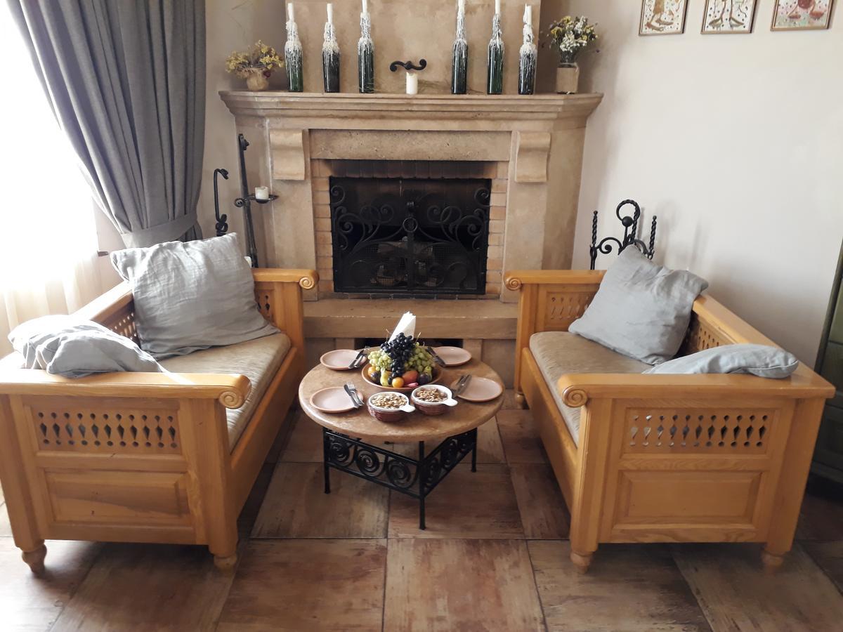 Tsaghkunq Guest House Sevan Ngoại thất bức ảnh