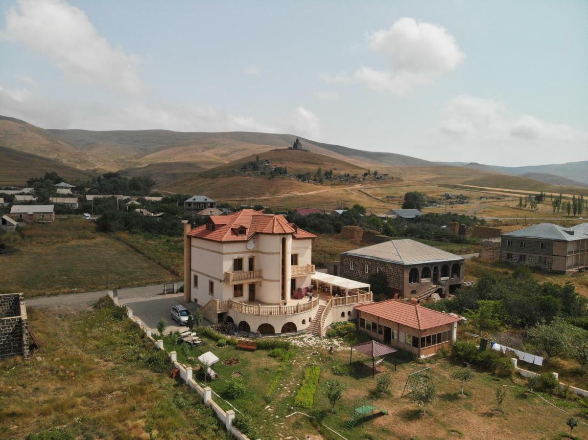 Tsaghkunq Guest House Sevan Ngoại thất bức ảnh